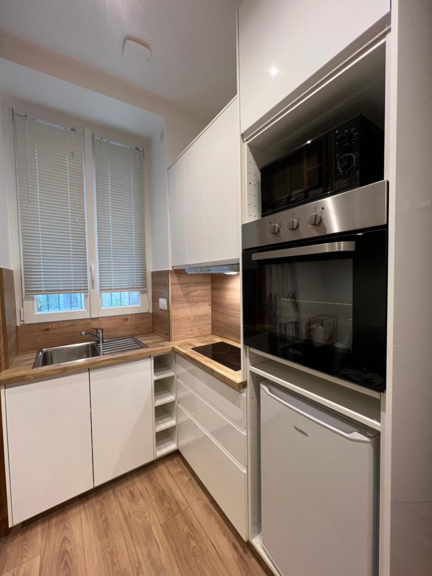 Appartamento Charme Cosy Au Coeur De Parigi Esterno foto